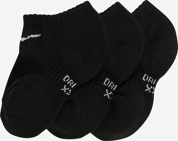 Chaussettes de sport Nike Sportswear en noir : devant