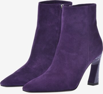 Baldinini Ankle Boots in Purple