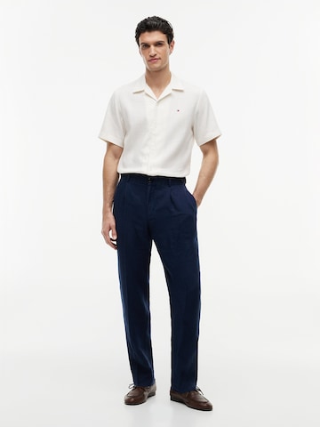 TOMMY HILFIGER Regular Trousers with creases in Blue: front