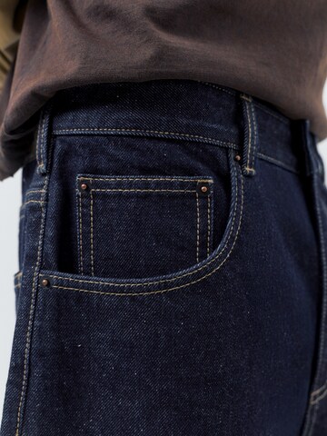 Pull&Bear Baggy Jeans in Blauw