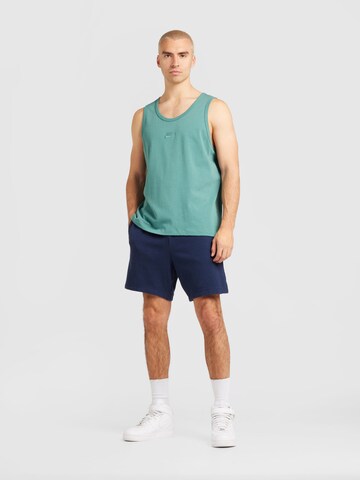 Nike Sportswear Футболка 'ESSNTL' в Зеленый