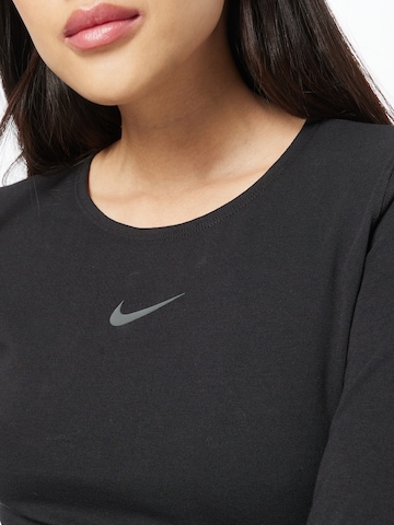 Nike Sportswear Shirt 'Emea' in Schwarz