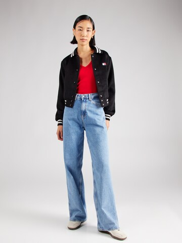 Tommy Jeans Shirt 'ESSENTIAL' in Rood