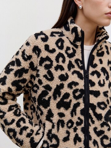 VERO MODA Fleece jas 'VMCLEOLEO' in Beige