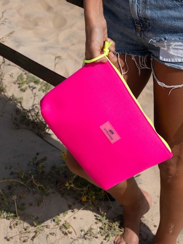 Mywander Clutch 'Neoprene' in Pink