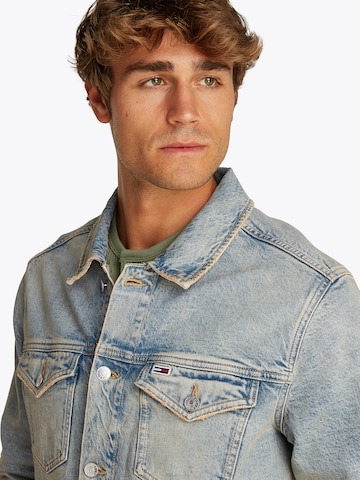 Tommy Jeans Демисезонная куртка 'ISAAC' в Синий