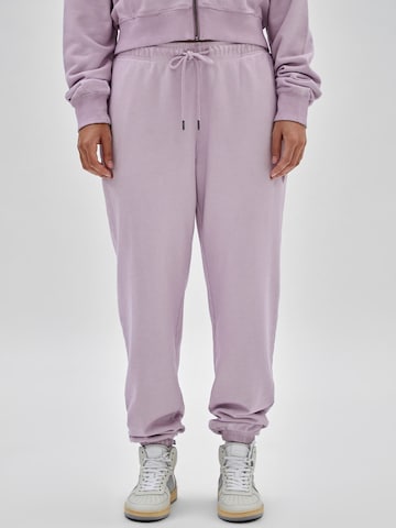 GUESS Tapered Pants in Purple: front