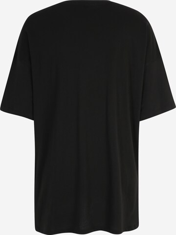 Only Tall T-shirt 'MAY' i svart: framsida