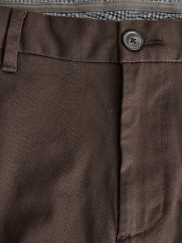 Slimfit Pantaloni chino di Next in marrone