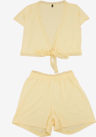 Trendyol - Pijama de pantalón corto en amarillo: frente