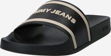 Tommy Jeans Plážová/koupací obuv – černá: přední strana