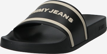 Tommy Jeans Σαγιονάρα σε μαύρο: μπροστά