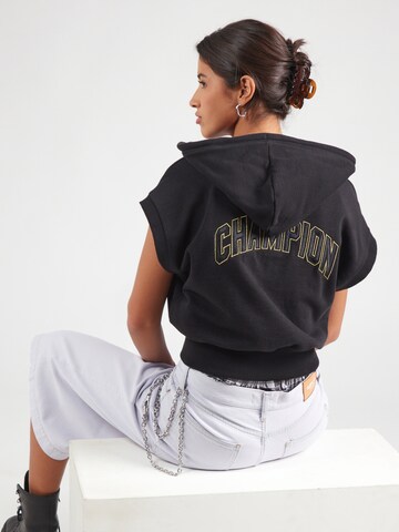 Champion Authentic Athletic Apparel Sweat jacket in Black: front