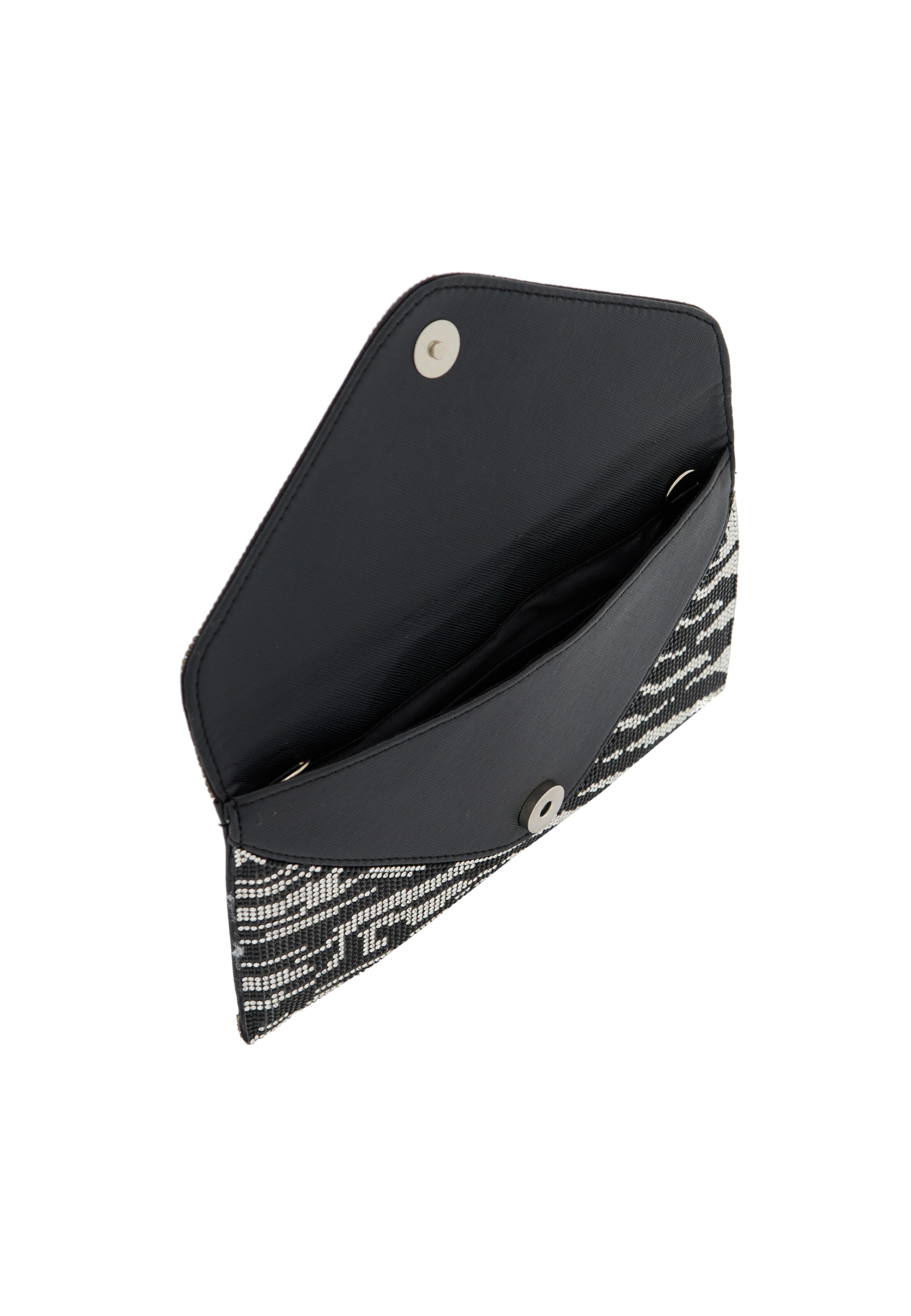 faina Κλατς σε μαύρο