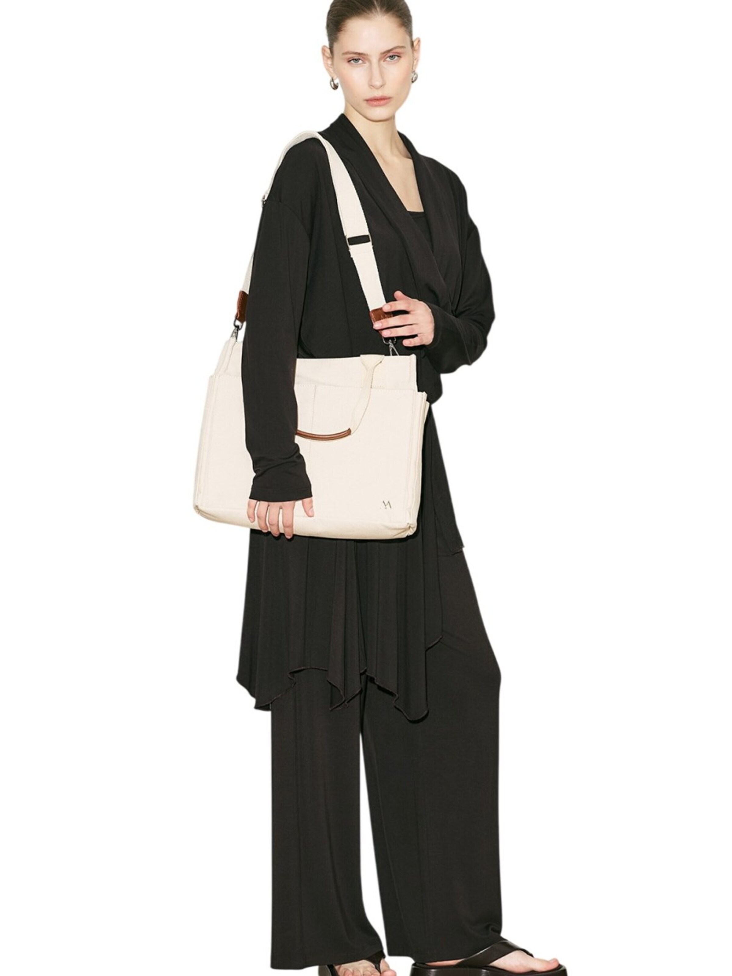 MANUKA Shopper in Beige
