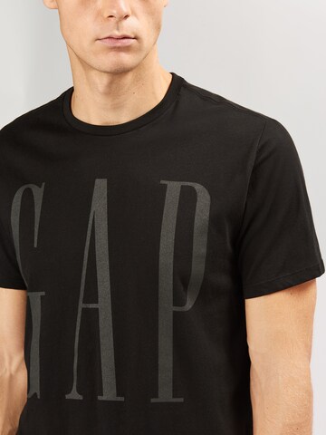 Coupe regular T-Shirt GAP en noir