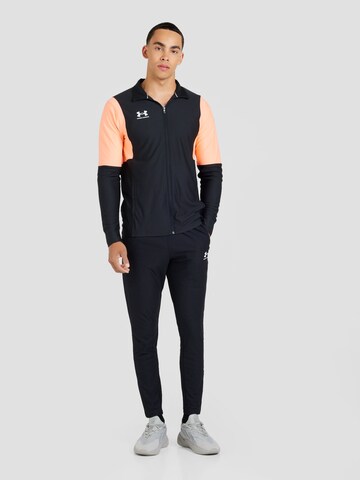 Completo per l'allenamento 'Challenger' di UNDER ARMOUR in nero: frontale