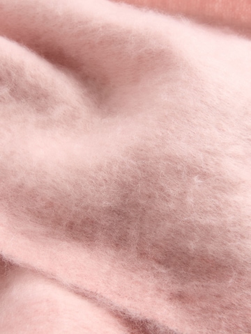 Fular de la Lipsy pe roz