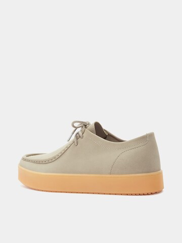 Pull&Bear Buty sznurowane w kolorze beżowy