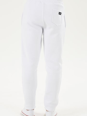 LOUIS LECLER Slim fit Trousers 'Lucien' in White