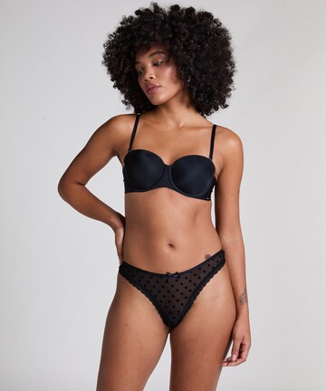 Hunkemöller String 'Phoebe' in Schwarz: Vorderseite