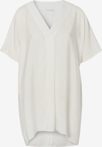 TATUUM Tunic in White: front