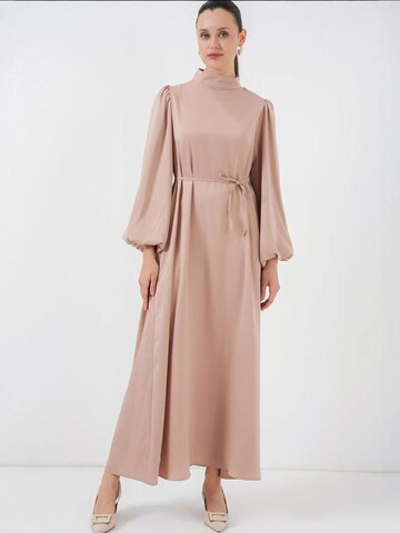 Bigdart - Vestido em bege: frente