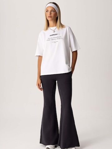 T-shirt FEMSSY en blanc
