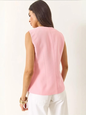 Gilet di Bianco Lucci in rosa