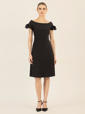 APART Kleid in Schwarz
