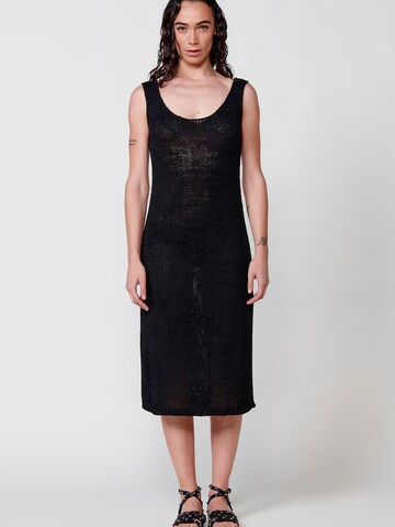 KOROSHI Knit dress in Black: front