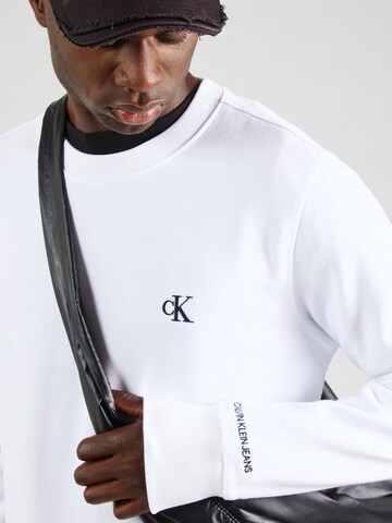 Calvin Klein Jeans Sweatshirt 'Essential' in White