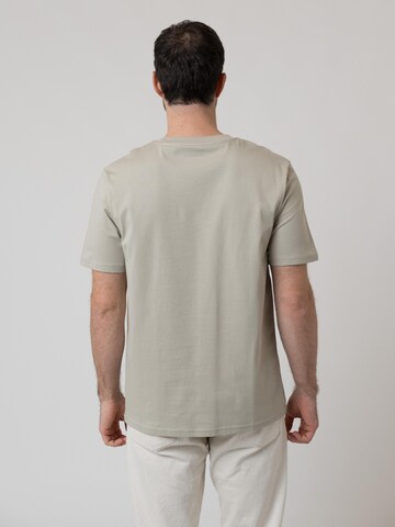 Bavarian Caps Shirt‌‌‌‌‌ in Beige