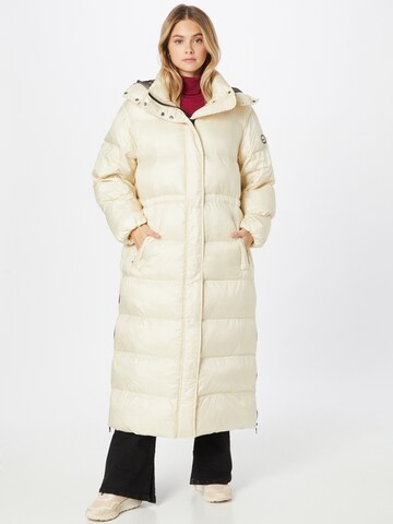 No. 1 Como Winter Coat 'MINA' in White: front