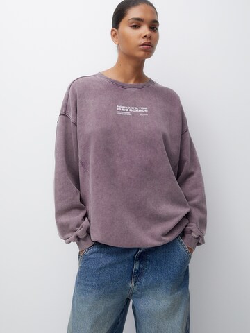 Pull&Bear Sweatshirt in Rot: Vorderseite