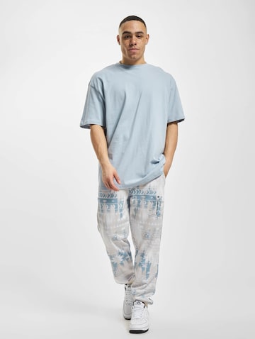 Urban Classics Tapered Broek in Blauw