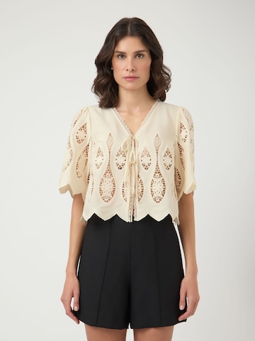 Chemisier YAS en beige : devant