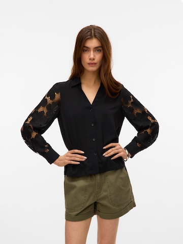 Camicia da donna 'VMNANA' di VERO MODA in nero: frontale