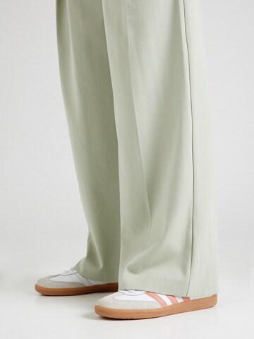 TOM TAILOR Wide leg Pleat-Front Pants 'Lea' in Green