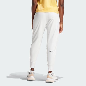 ADIDAS SPORTSWEAR Tapered Παντελόνι φόρμας 'Z.N.E.' σε λευκό