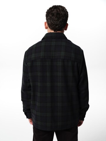 ABOUT YOU x Jaime Lorente Comfort Fit Skjorte 'Rene' i blå