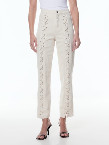 EDITED Regular Jeans 'Adaline' i beige: forside