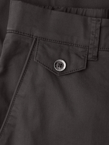 STREET ONE Regular Hose in Braun