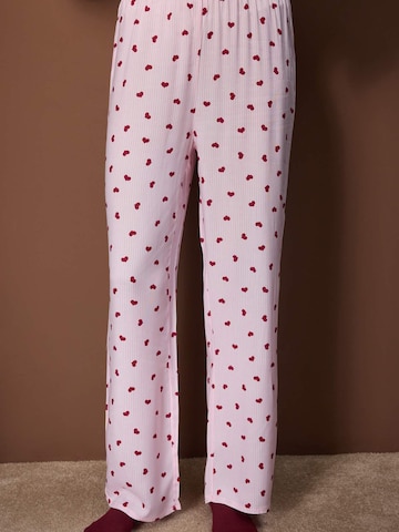 Trendyol Пижама в розово