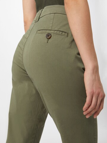 s.Oliver - Slimfit Pantalón chino en verde