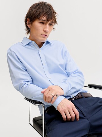 JACK & JONES Slim Fit Skjorte 'JPRBLParker' i blå