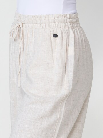 KOROSHI Regular Trousers in White