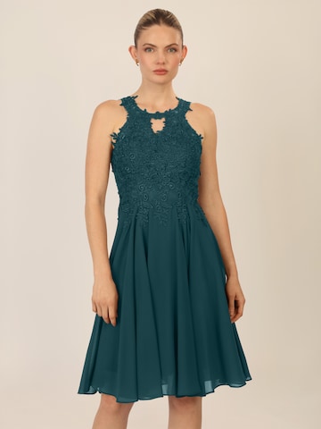 APART Cocktail Dress in Green: front