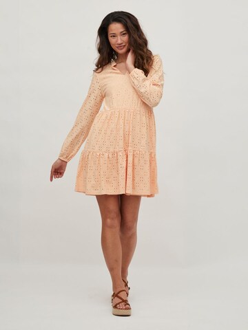 VILA Dress in Orange: front