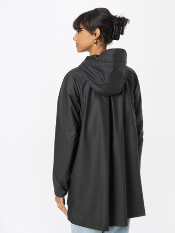 RAINS Funkční kabát – černá